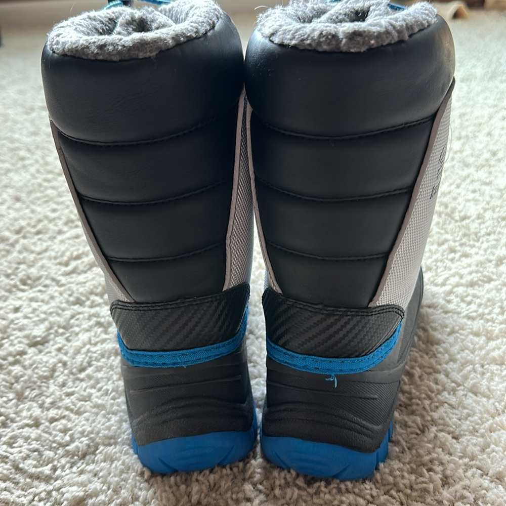 Kamik Boys Snow Boots - Size 5 - Picture 5 of 6